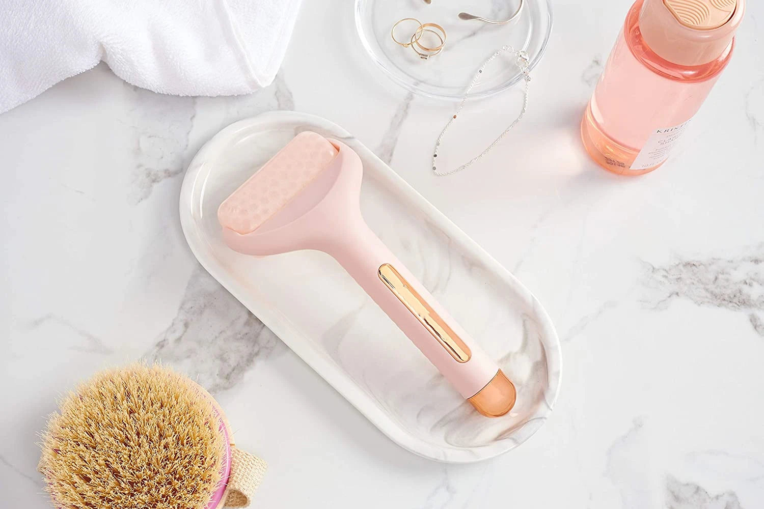 Pink Ice Roller,Face Roller Massager for Puffiness Relief Pain and Minor Injury,Beauty Products to Tighten Pores Whiten Skin